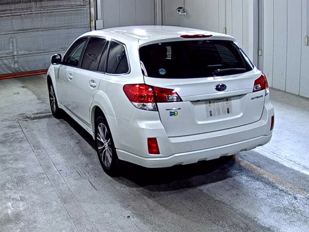 SUBARU OUTBACK