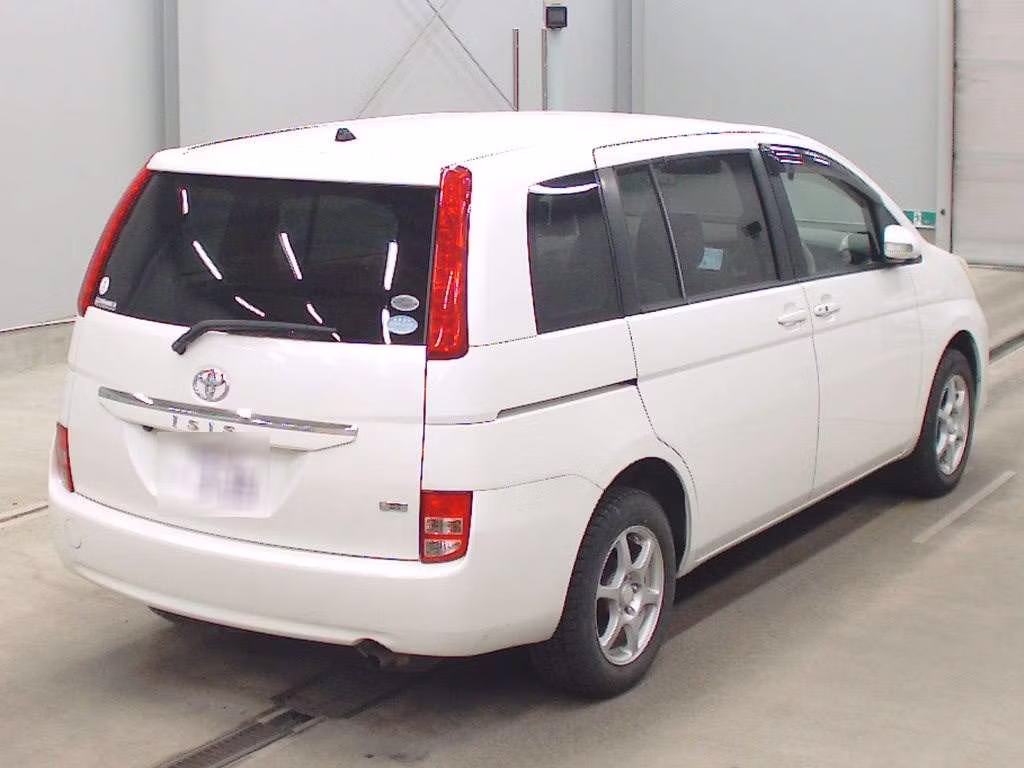 TOYOTA ISIS