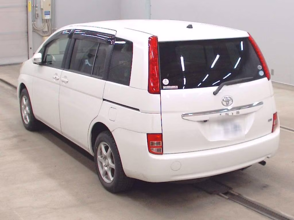 TOYOTA ISIS
