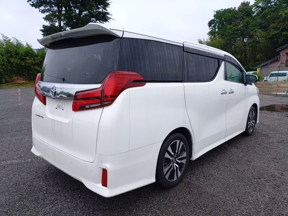 TOYOTA ALPHARD