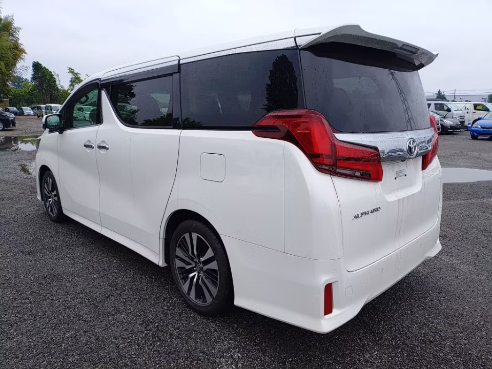 TOYOTA ALPHARD