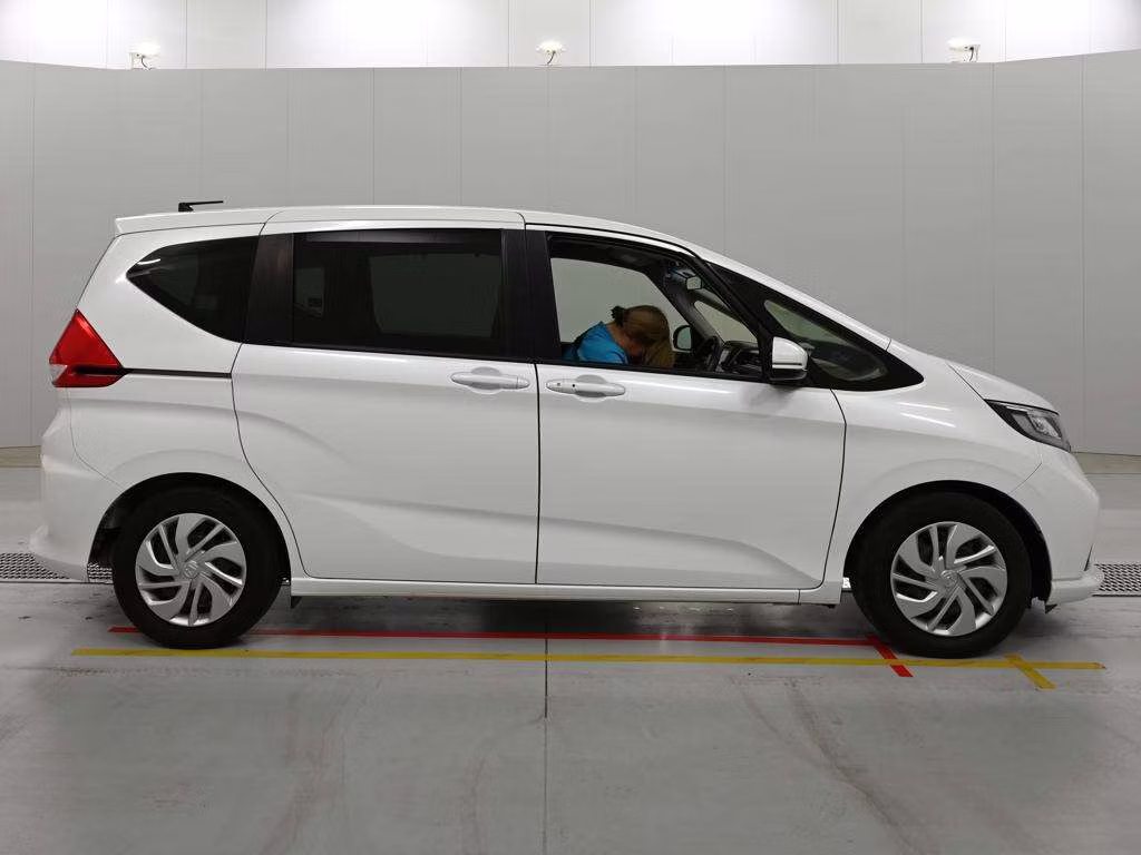 HONDA FREED+