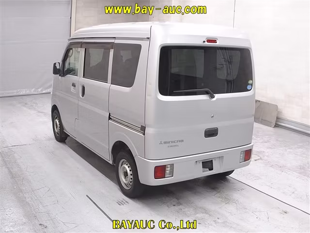 MITSUBISHI MINICAB