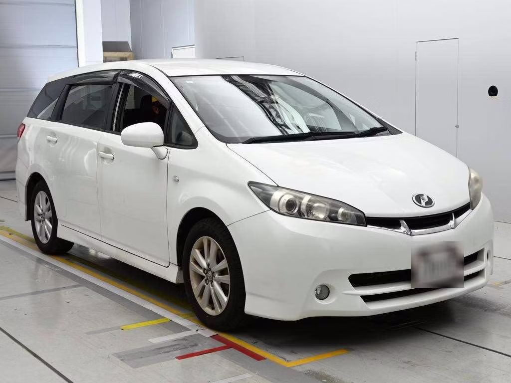 TOYOTA WISH
