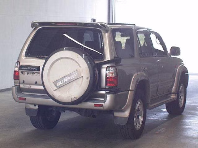 TOYOTA HILUX SURF