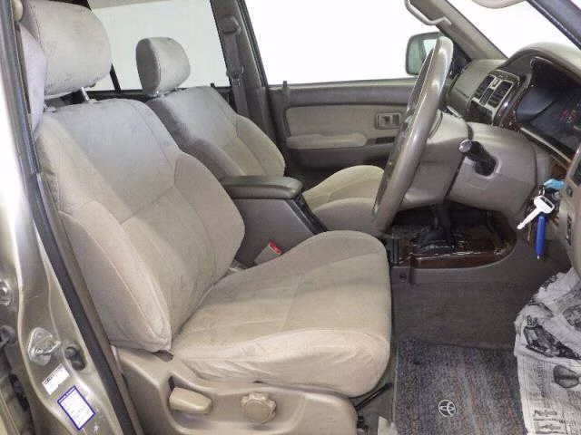 TOYOTA HILUX SURF
