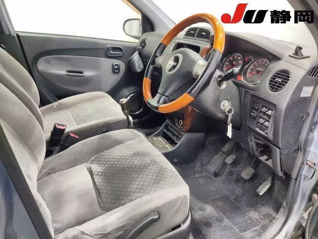 DAIHATSU MIRA AVY