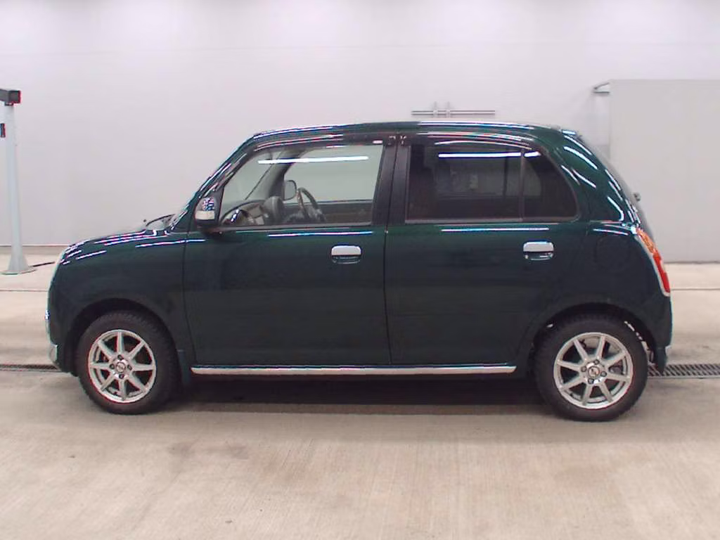 DAIHATSU MIRA GINO