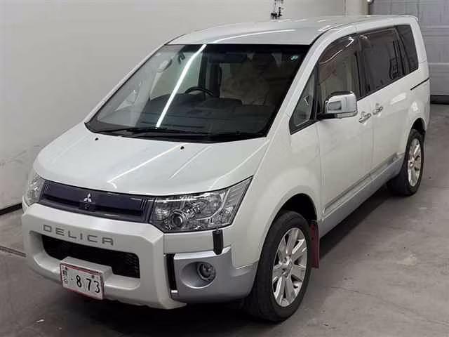 MITSUBISHI DELICA D:5