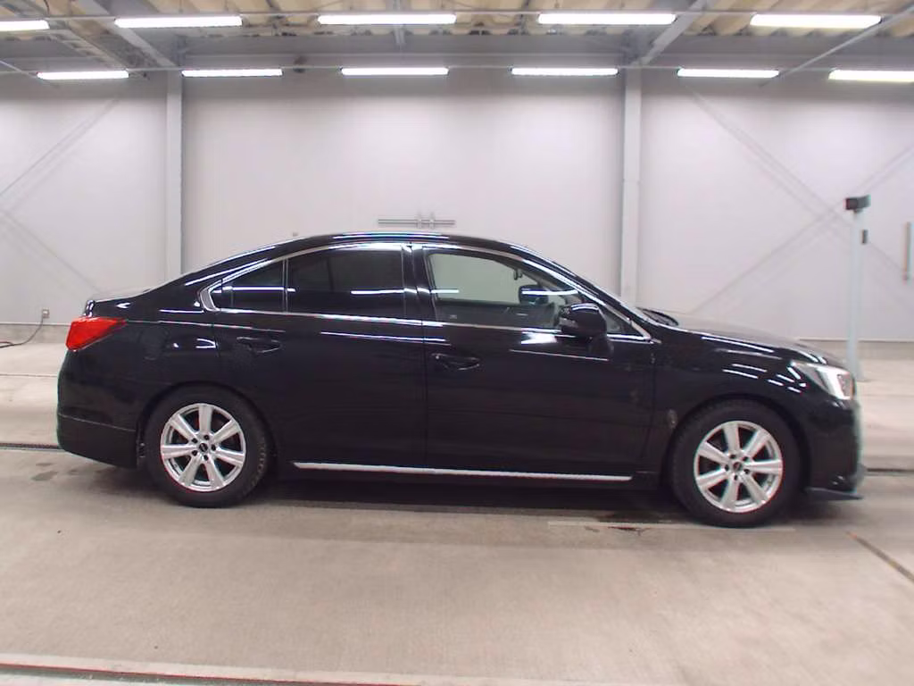 SUBARU LEGACY B4