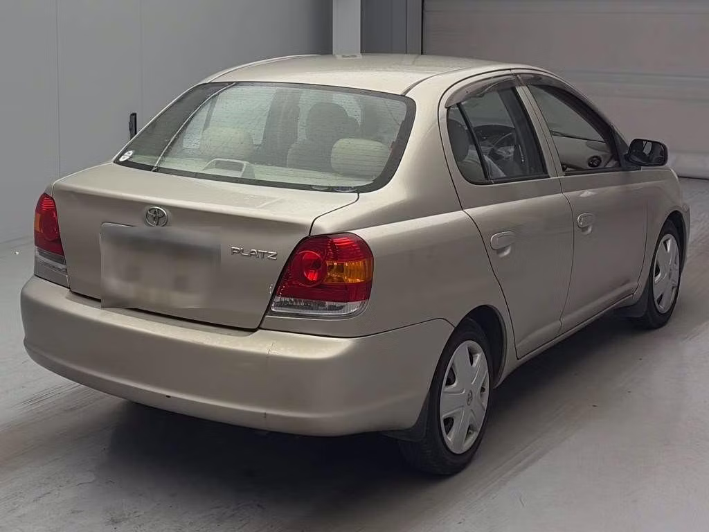 TOYOTA PLATZ