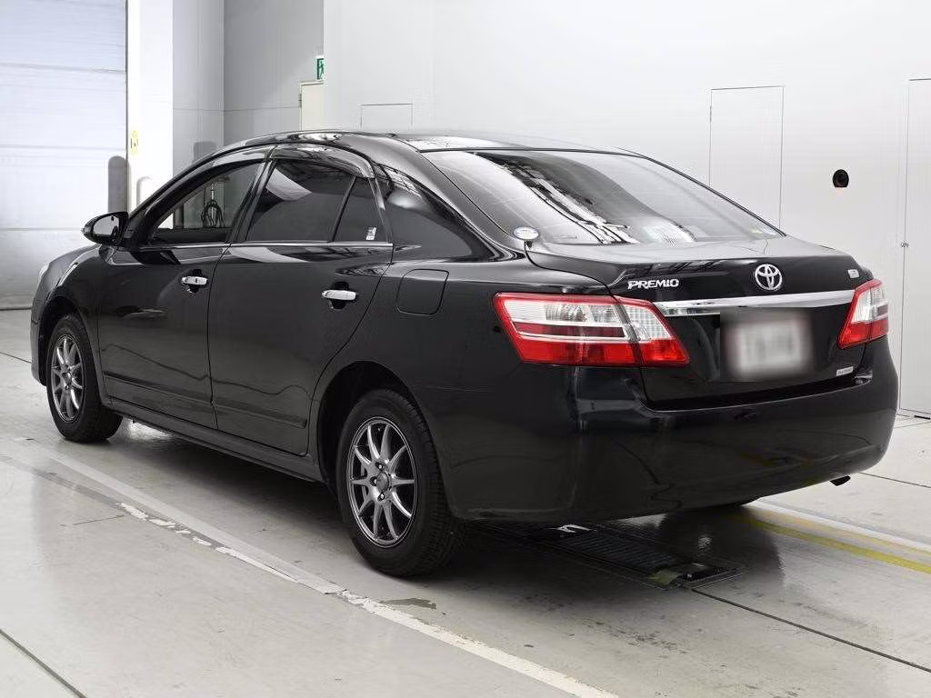 TOYOTA PREMIO