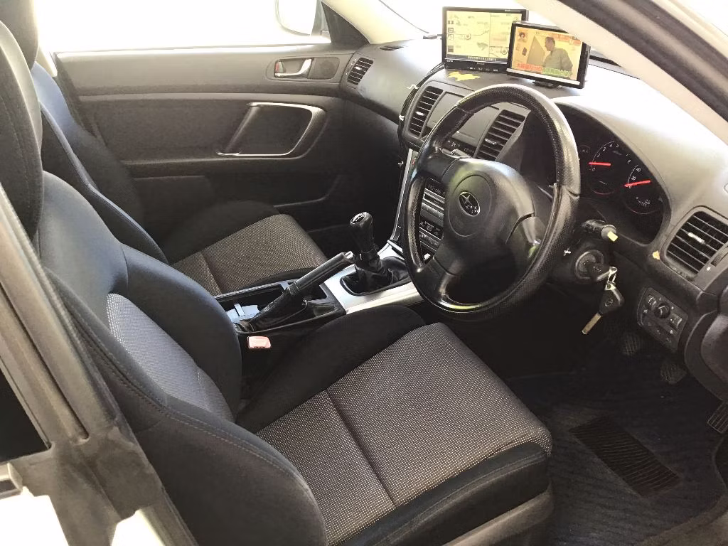 SUBARU LEGACY B4