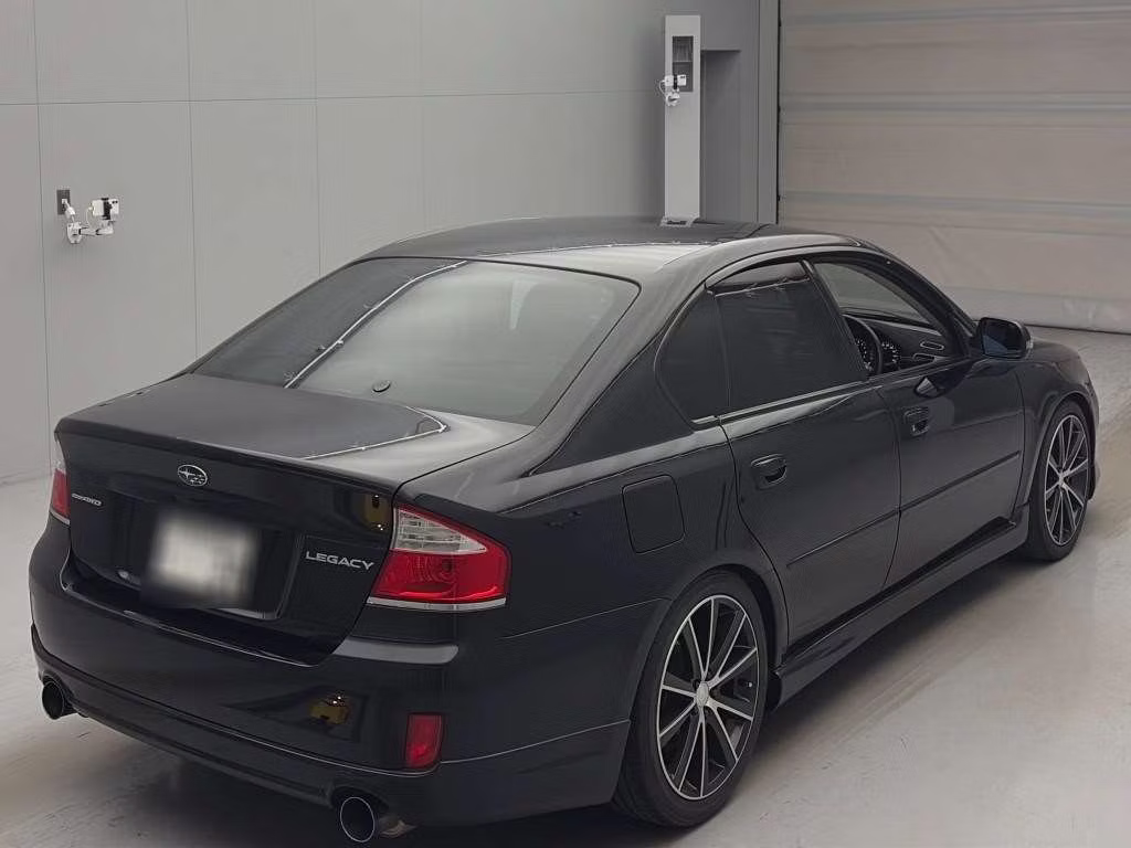 SUBARU LEGACY B4