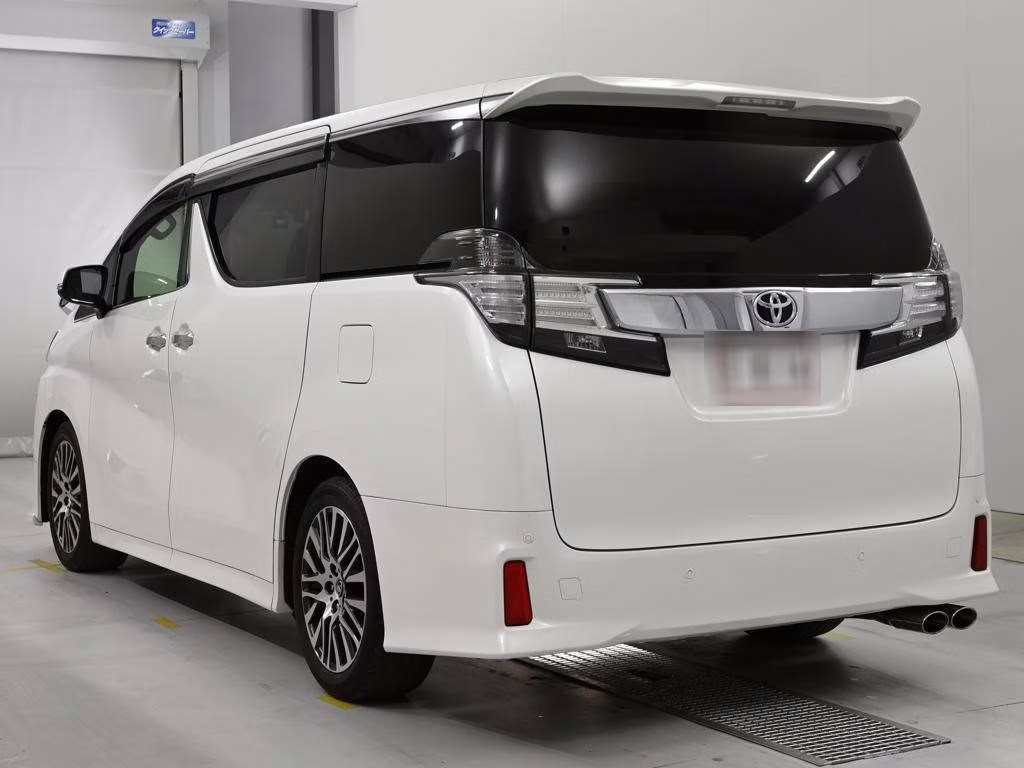 TOYOTA VELLFIRE