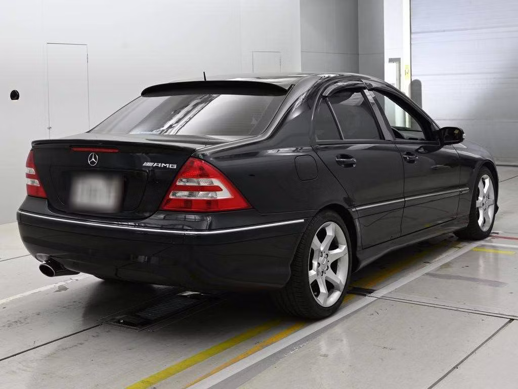 MERCEDES-BENZ C-CLASS