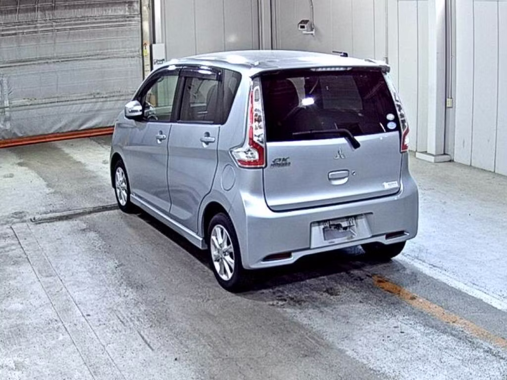 MITSUBISHI EK CUSTOM