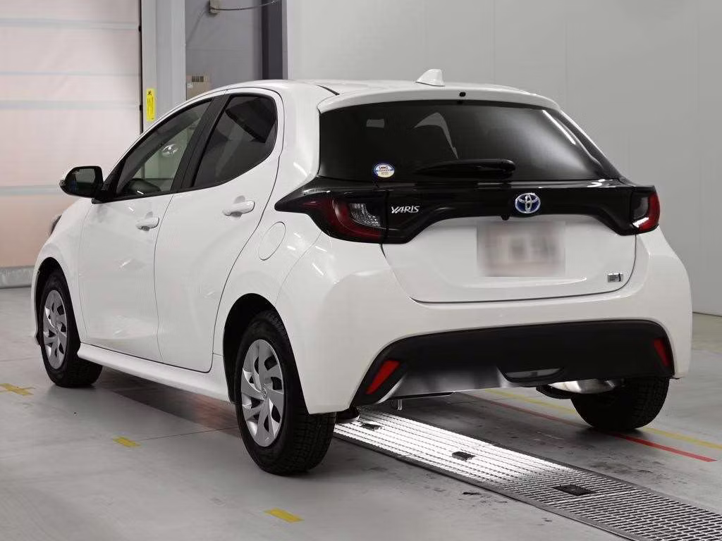 TOYOTA YARIS