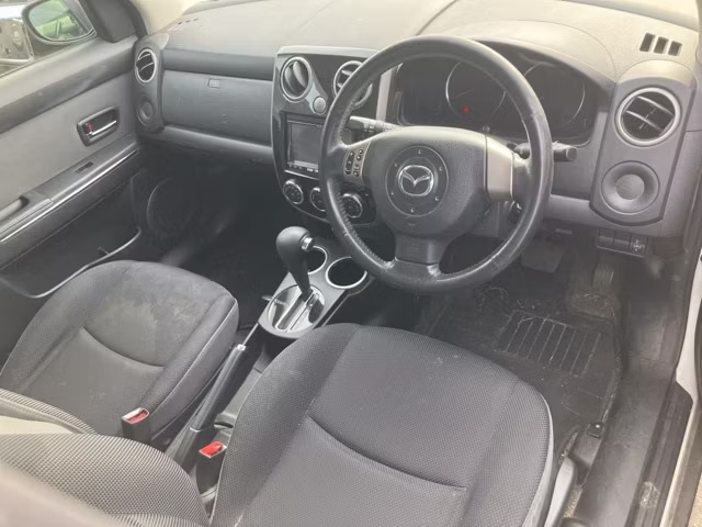 MAZDA VERISA