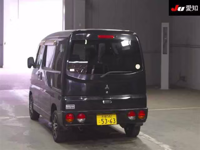 MITSUBISHI TOWN BOX