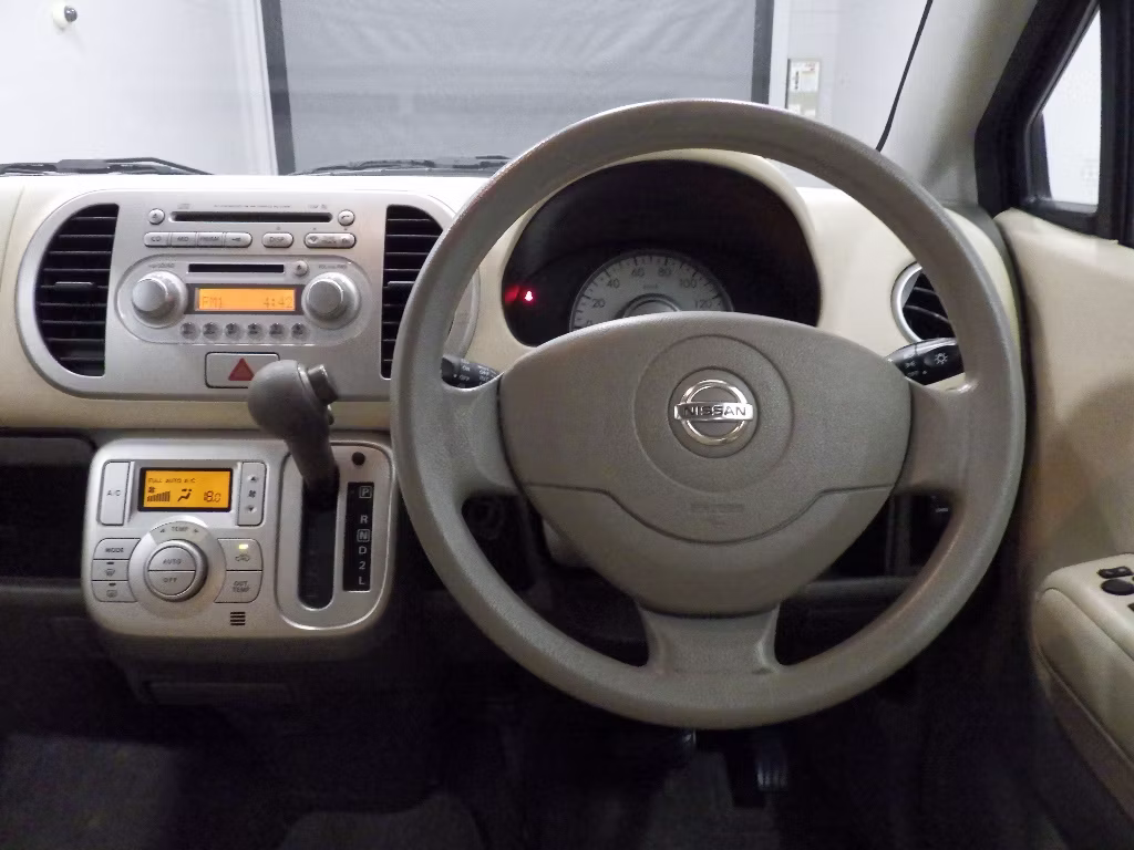 NISSAN MOCO