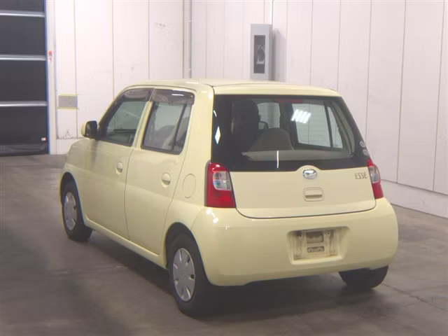 DAIHATSU ESSE