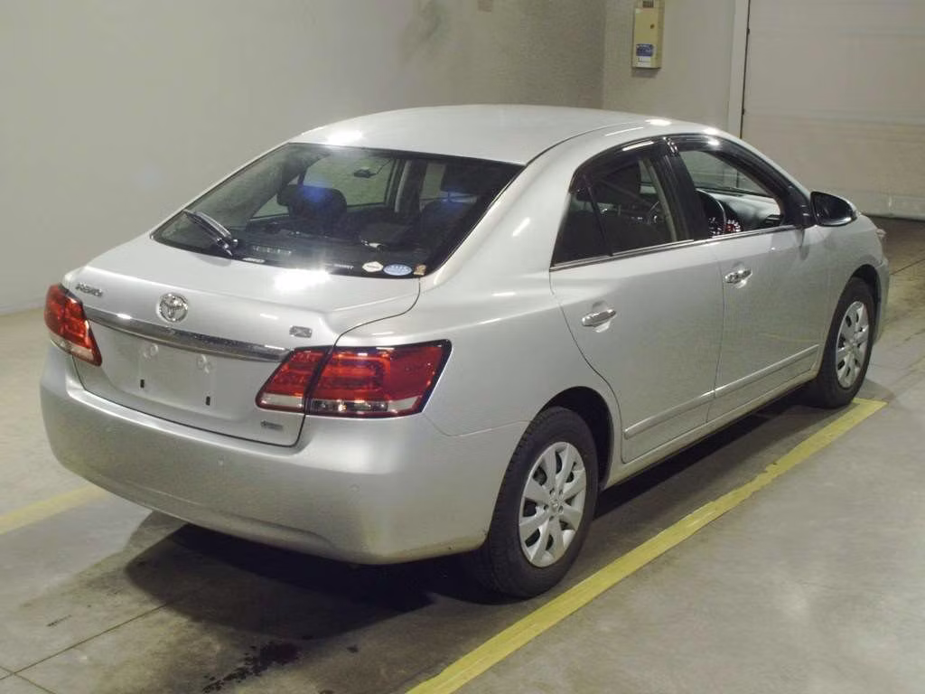 TOYOTA PREMIO