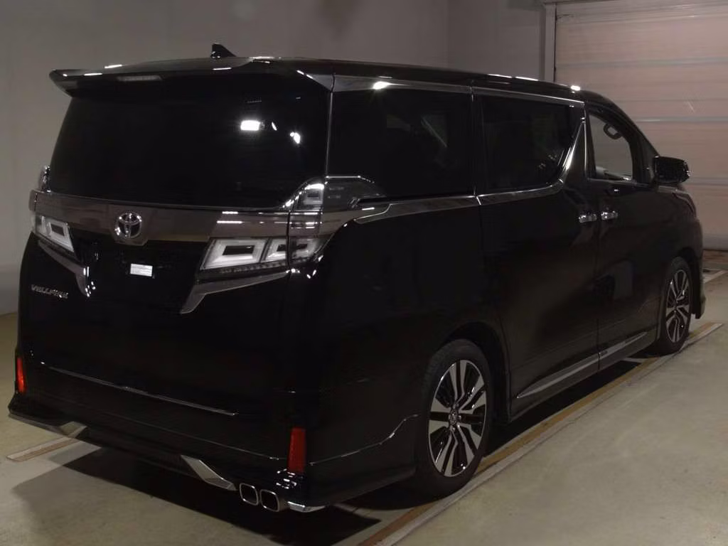 TOYOTA VELLFIRE