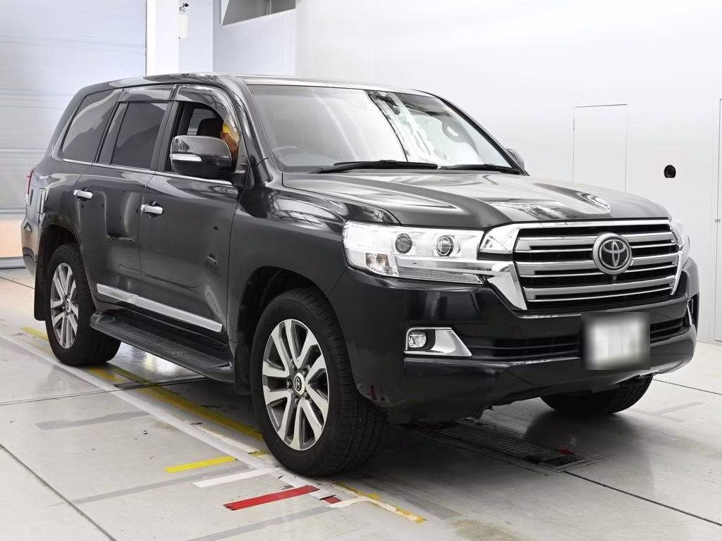 TOYOTA LAND CRUISER