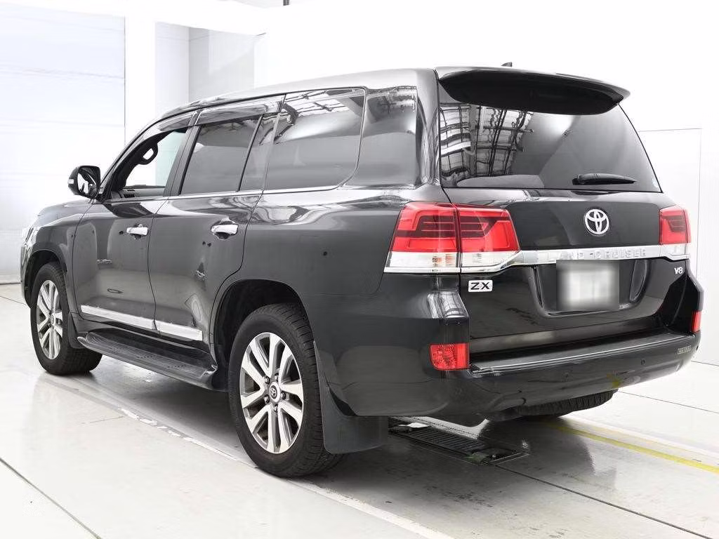 TOYOTA LAND CRUISER