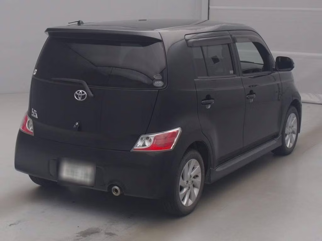 TOYOTA BB