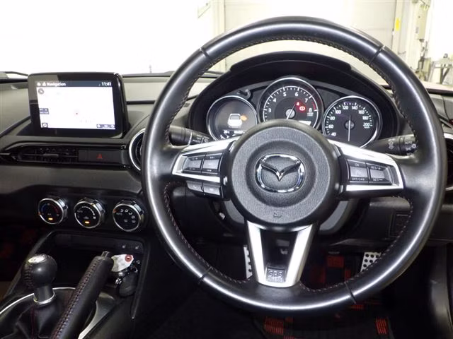 MAZDA MX-5