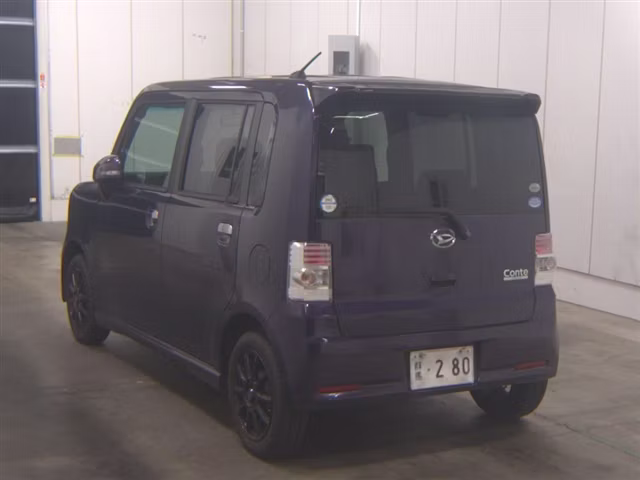 DAIHATSU MOVE CONTE