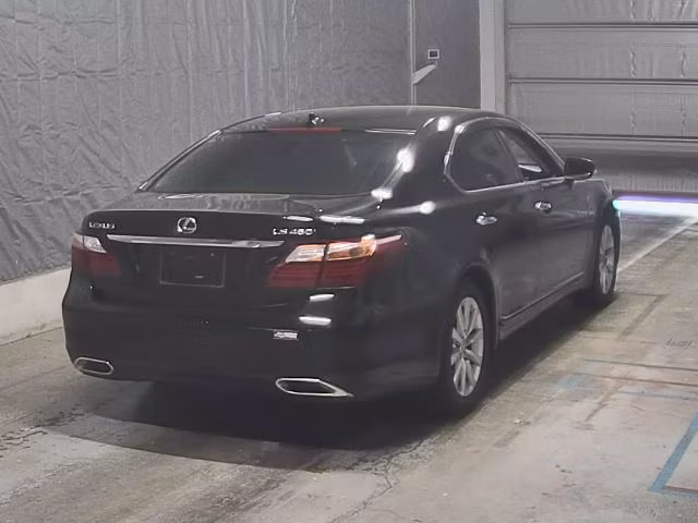 LEXUS LS460