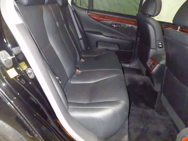 LEXUS LS460
