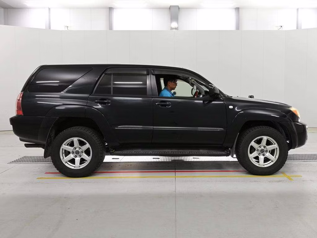 TOYOTA HILUX SURF