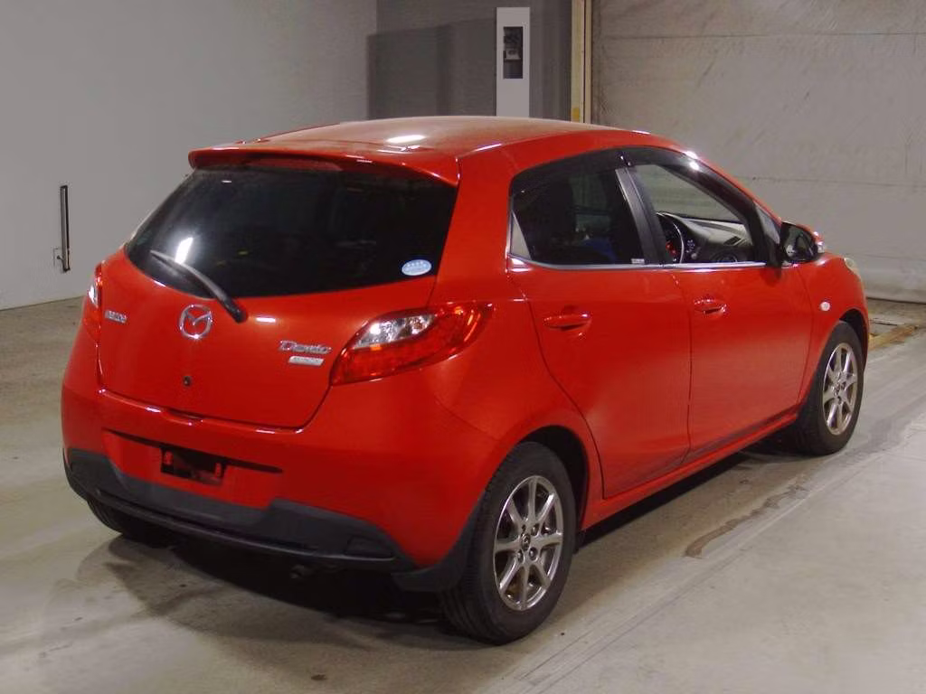 MAZDA DEMIO