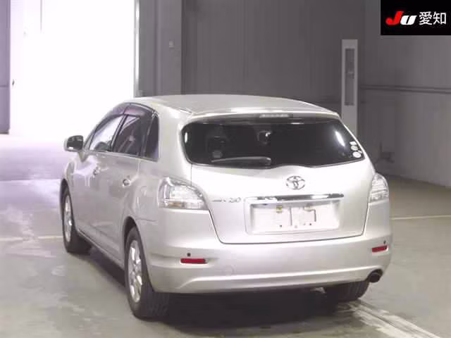 TOYOTA MARK X ZIO
