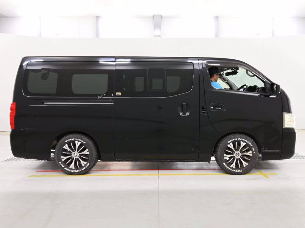 NISSAN NV350 CARAVAN