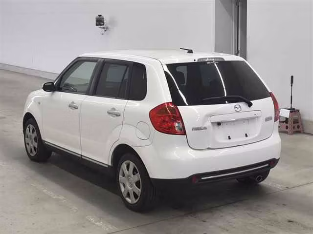 MAZDA VERISA