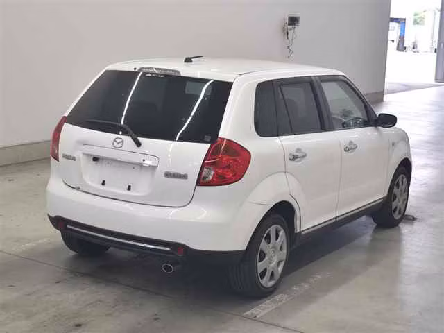 MAZDA VERISA