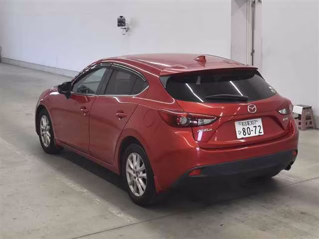 MAZDA AXELA