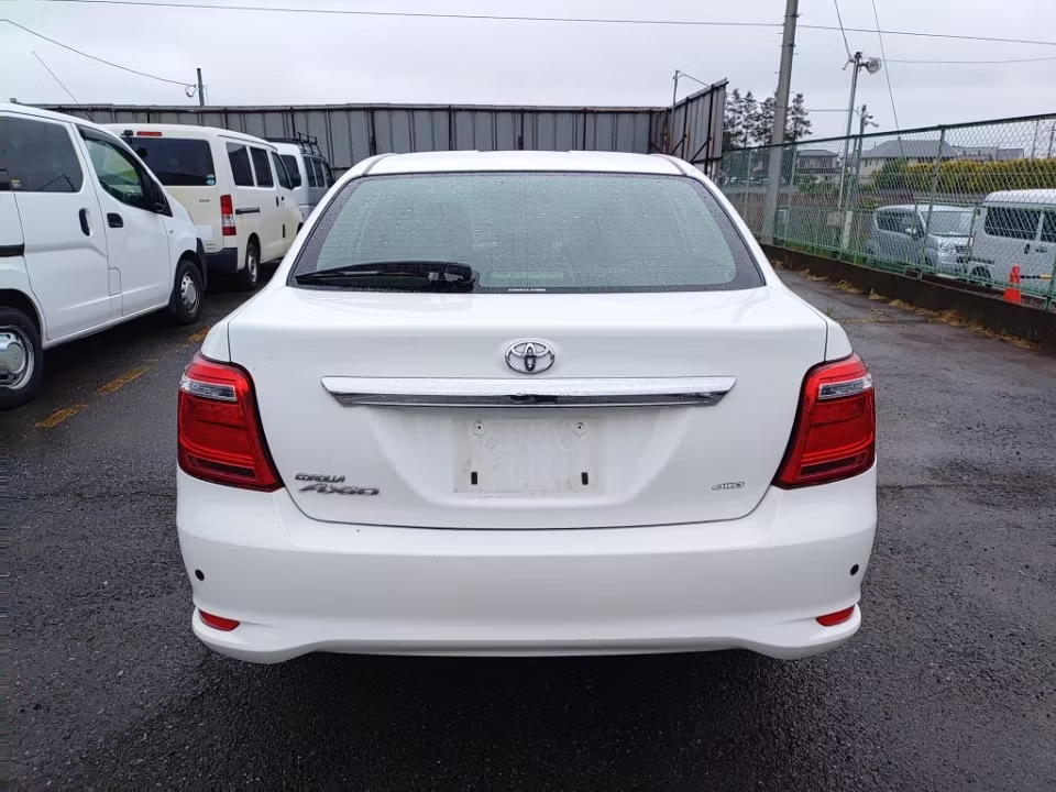 TOYOTA COROLLA AXIO