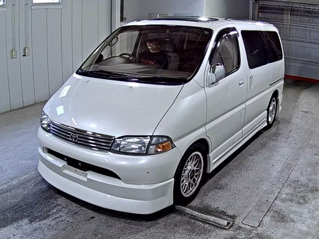 TOYOTA GRANVIA