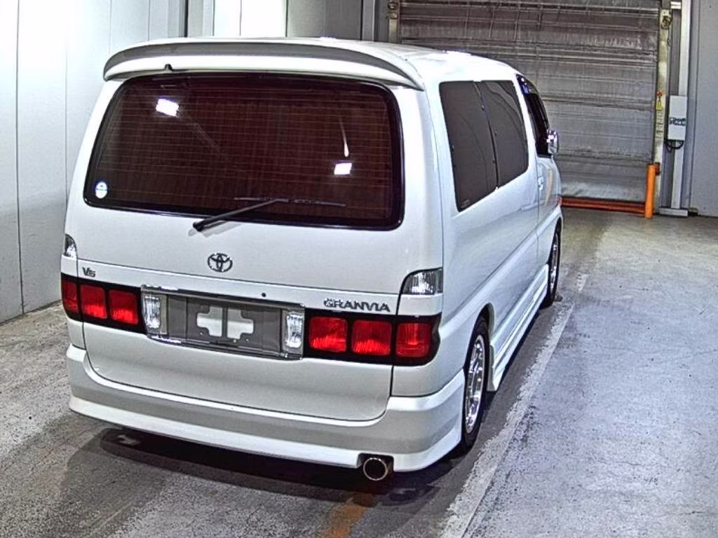 TOYOTA GRANVIA