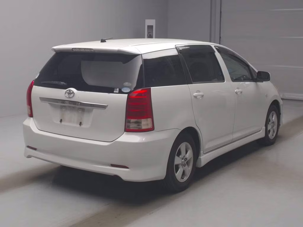 TOYOTA WISH
