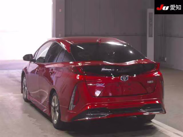 TOYOTA PRIUS PHV
