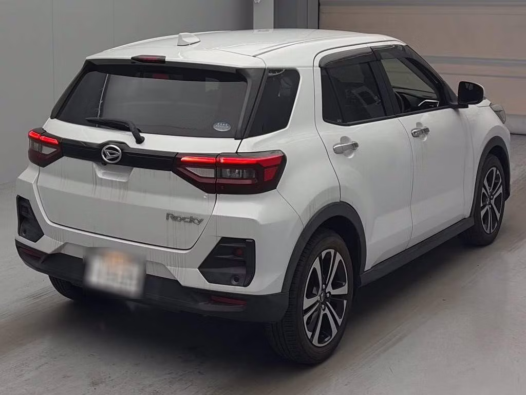 DAIHATSU ROCKY