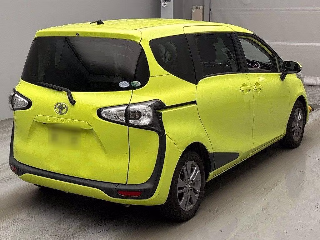 TOYOTA SIENTA