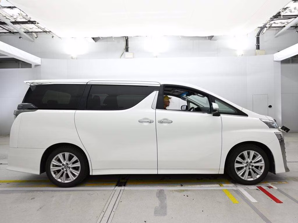 TOYOTA VELLFIRE